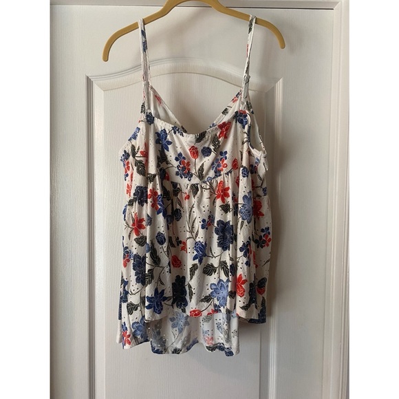 NWOT Torrid Size 3 White Eyelet Floral Design Tank Top - Picture 4 of 4